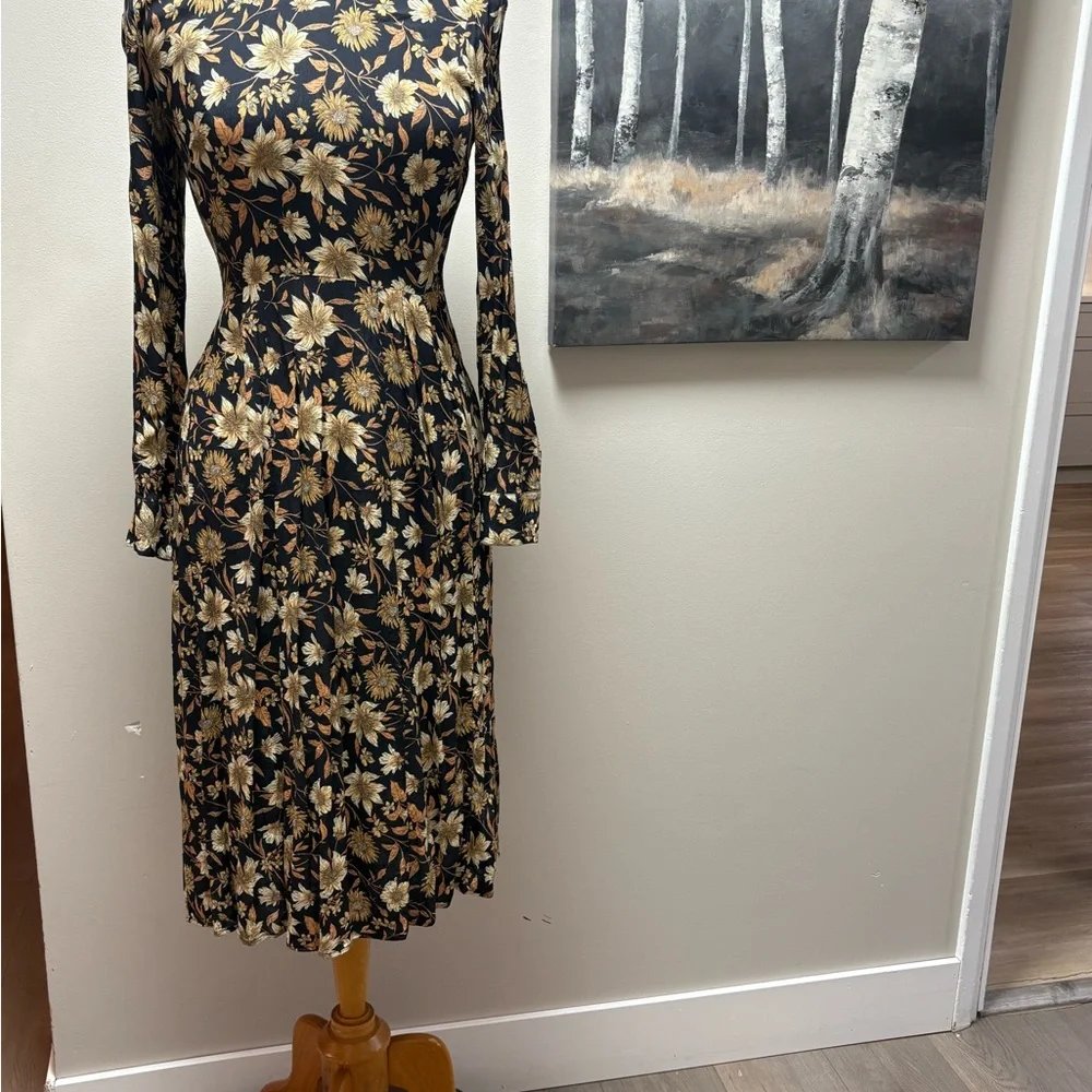 Warehouse Autum Daisy midi long Sleeve Dress - Picture 4 of 7